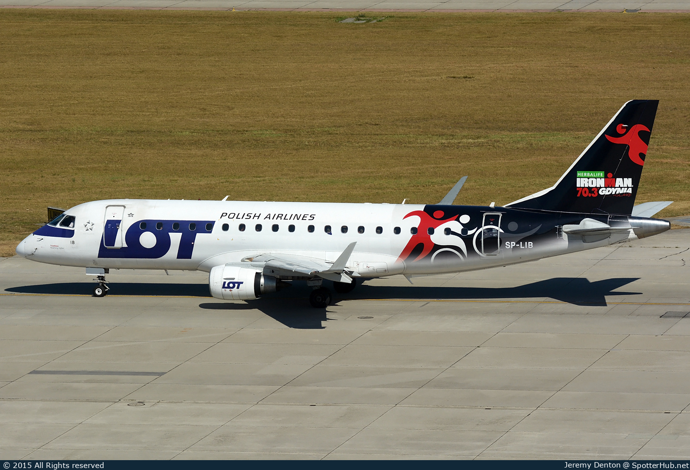 Photo of SP-LIB - Embraer ERJ-175STD operated by LOT Polish Airlines