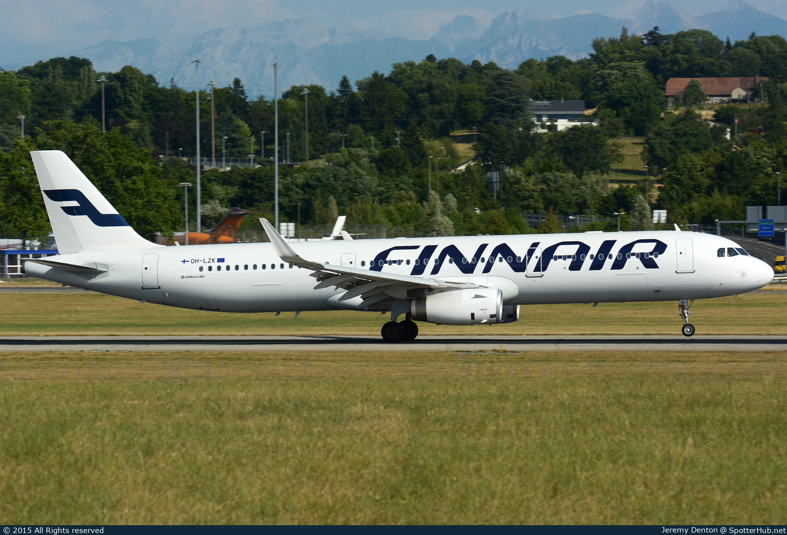 Photo of OH-LZK - Airbus A321-231 operated by Finnair