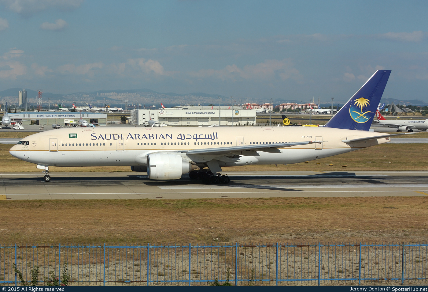 Photo of HZ-AKB - Boeing 777-268(ER) operated by Saudi Arabian Airlines