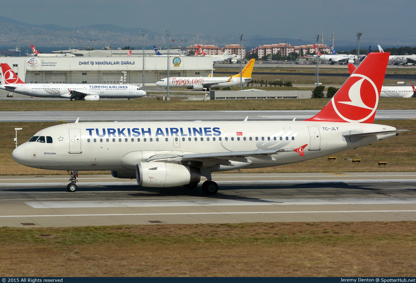 Photo of TC-JLY - Airbus A319-132 operated by Turkish Airlines