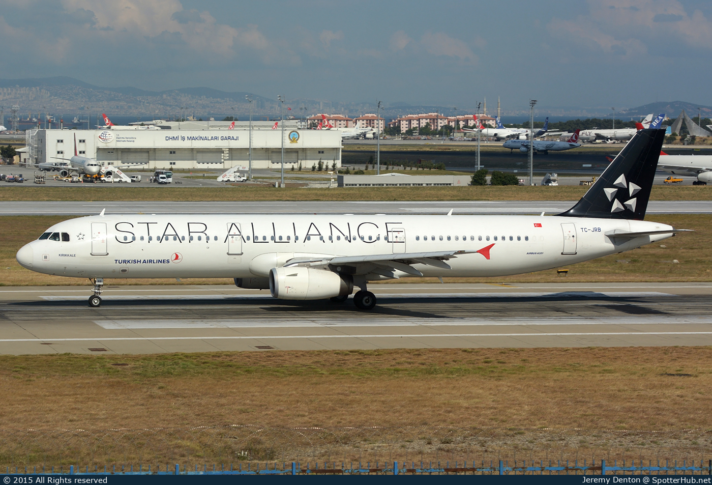 Photo of TC-JRB - Airbus A321-231 operated by Turkish Airlines