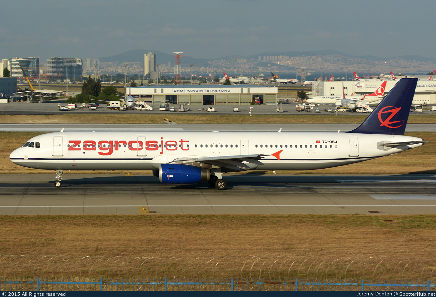 Photo of TC-OBJ - Airbus A321-231 operated by ZagrosJet (opb Onur Air)