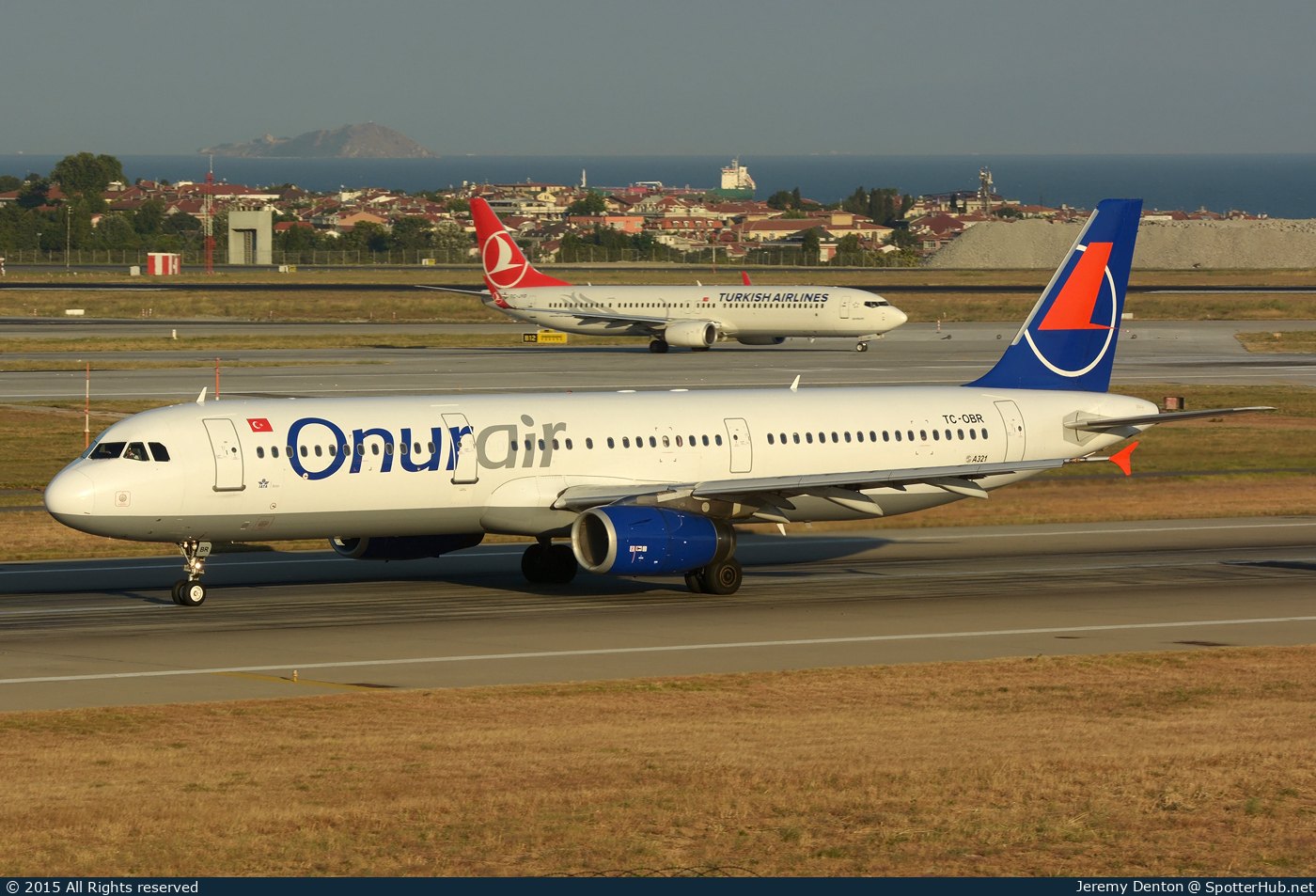 Photo of TC-OBR - Airbus A321-231 operated by Onur Air