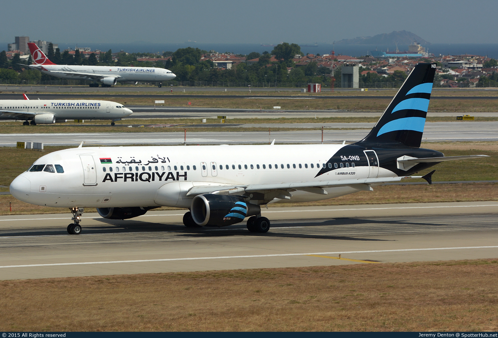 Photo of 5A-ONB - Airbus A320-214 operated by Afriqiyah Airways