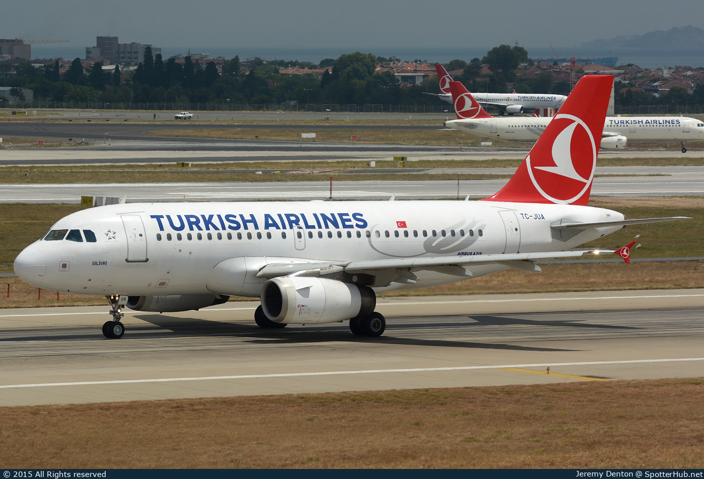 Photo of TC-JUA - Airbus A319-132 operated by Turkish Airlines