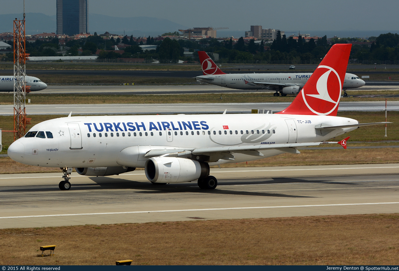 Photo of TC-JUB - Airbus A319-132 operated by Turkish Airlines