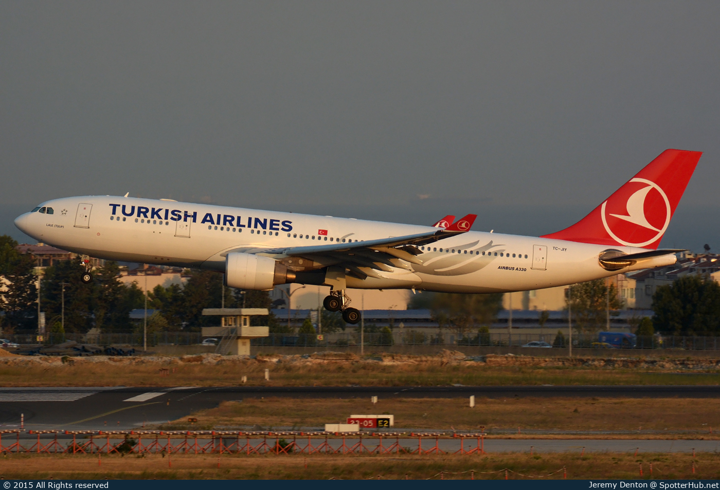 Photo of TC-JIY - Airbus A330-223 operated by Turkish Airlines