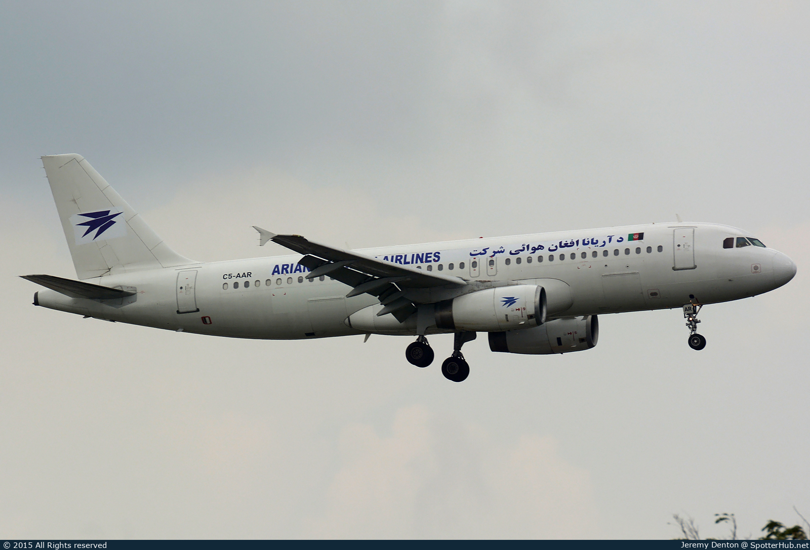 Photo of C5-AAR - Airbus A320-231 operated by Ariana Afghan Airlines