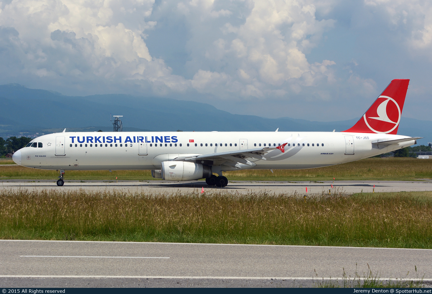 Photo of TC-JSD - Airbus A321-231 operated by Turkish Airlines