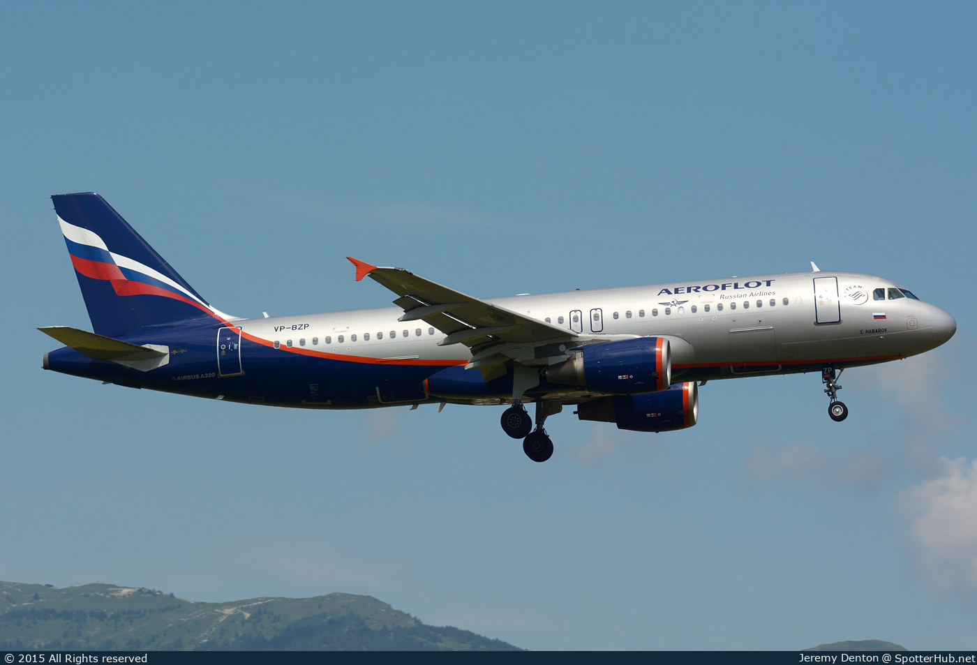 Photo of VP-BZP - Airbus A320-214 operated by Aeroflot
