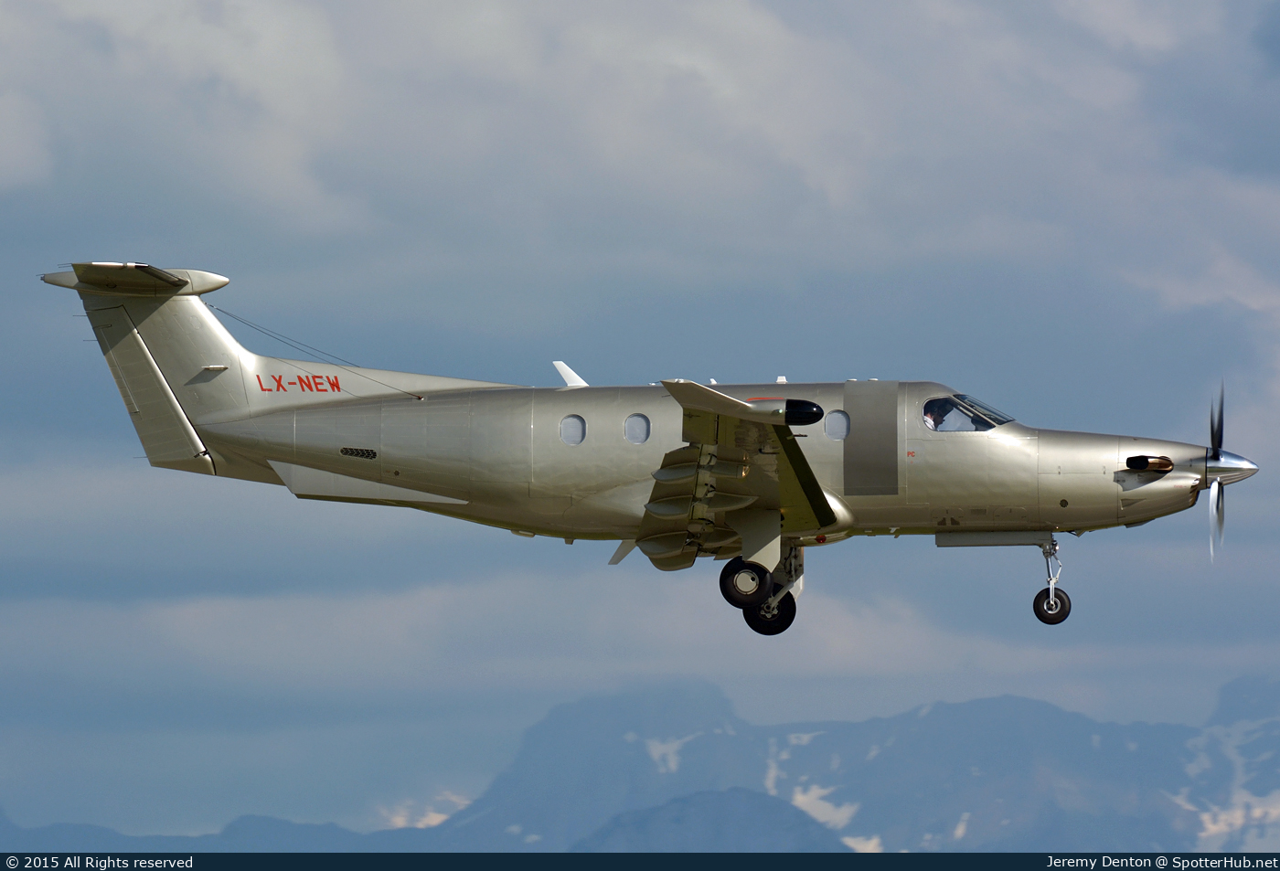 Photo of LX-NEW - Pilatus PC-12 NG operated by Jetfly Aviation
