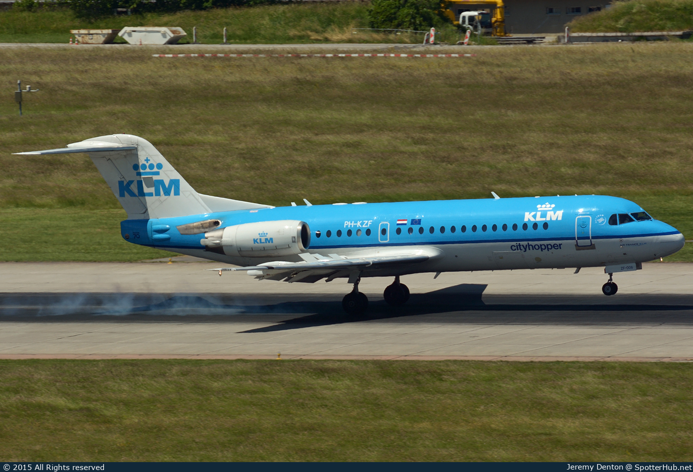Photo of PH-KZF - Fokker 70 operated by KLM Cityhopper