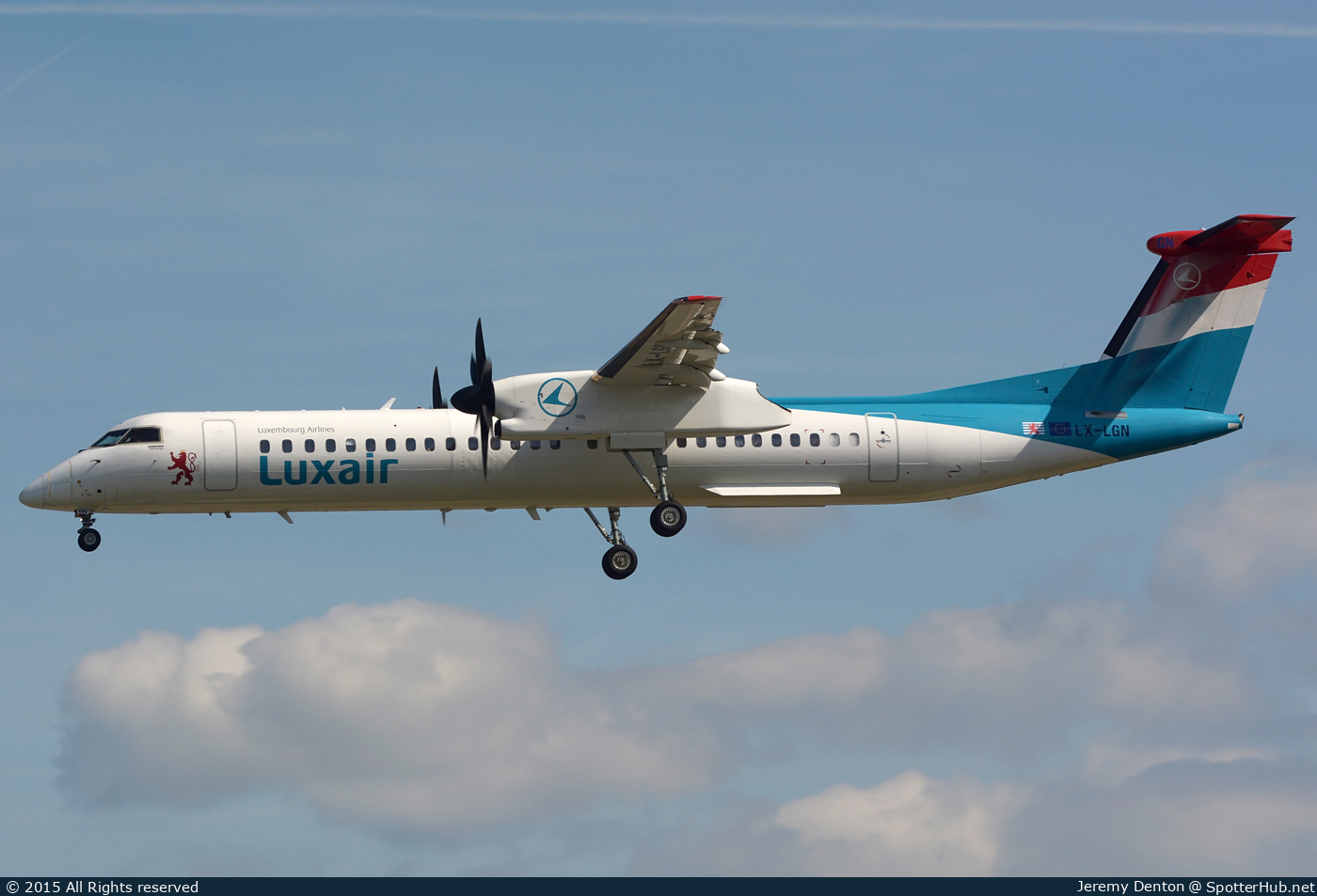 Photo of LX-LGN - Bombardier DHC-8-402 Dash 8 Q400 operated by Luxair