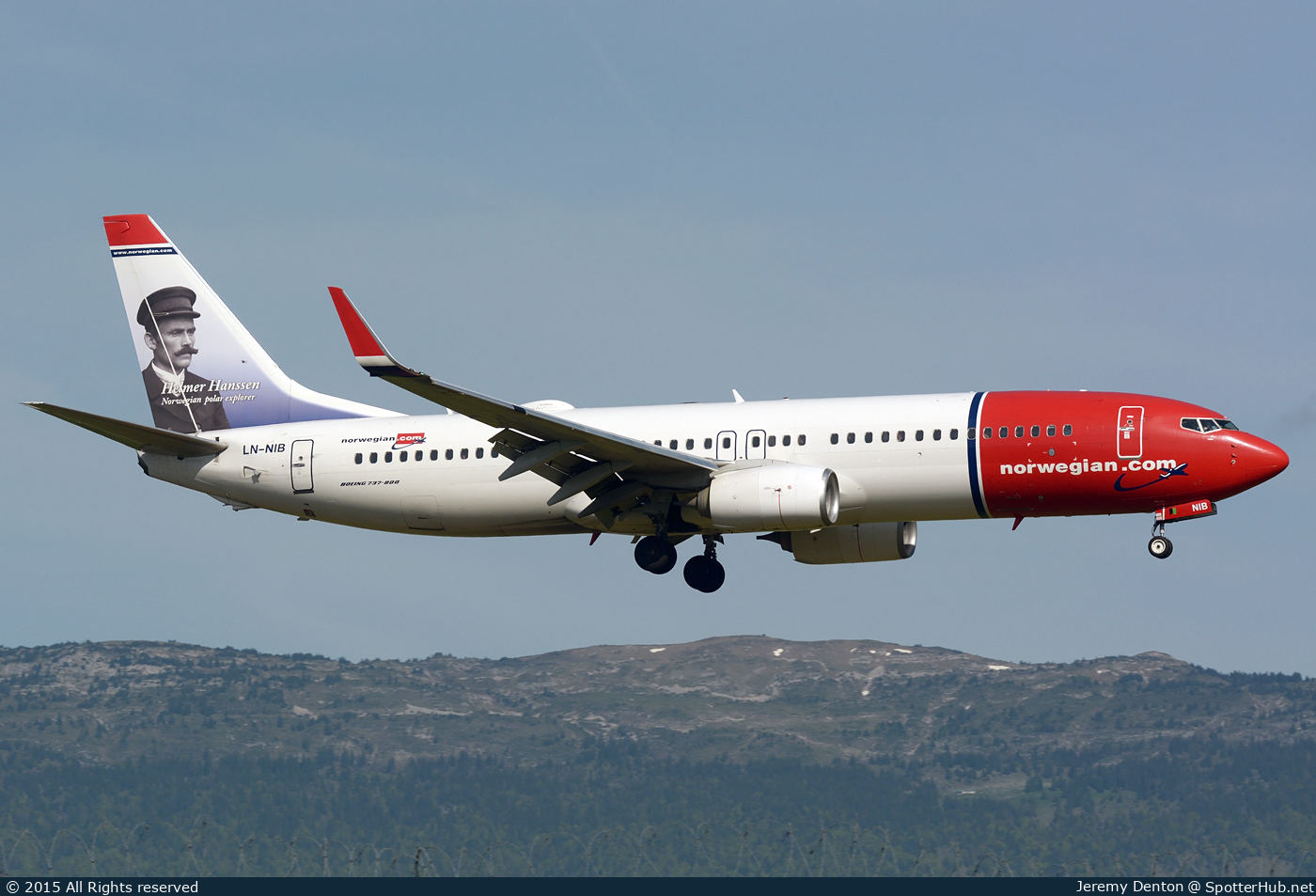 Photo of LN-NIB - Boeing 737-86J operated by Norwegian Air Shuttle