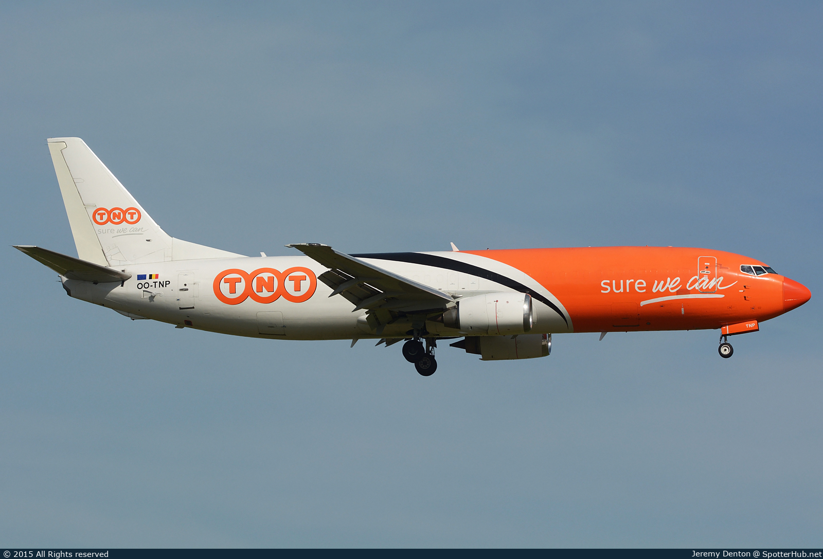 Photo of OO-TNP - Boeing 737-45D(BDSF) operated by TNT Airways