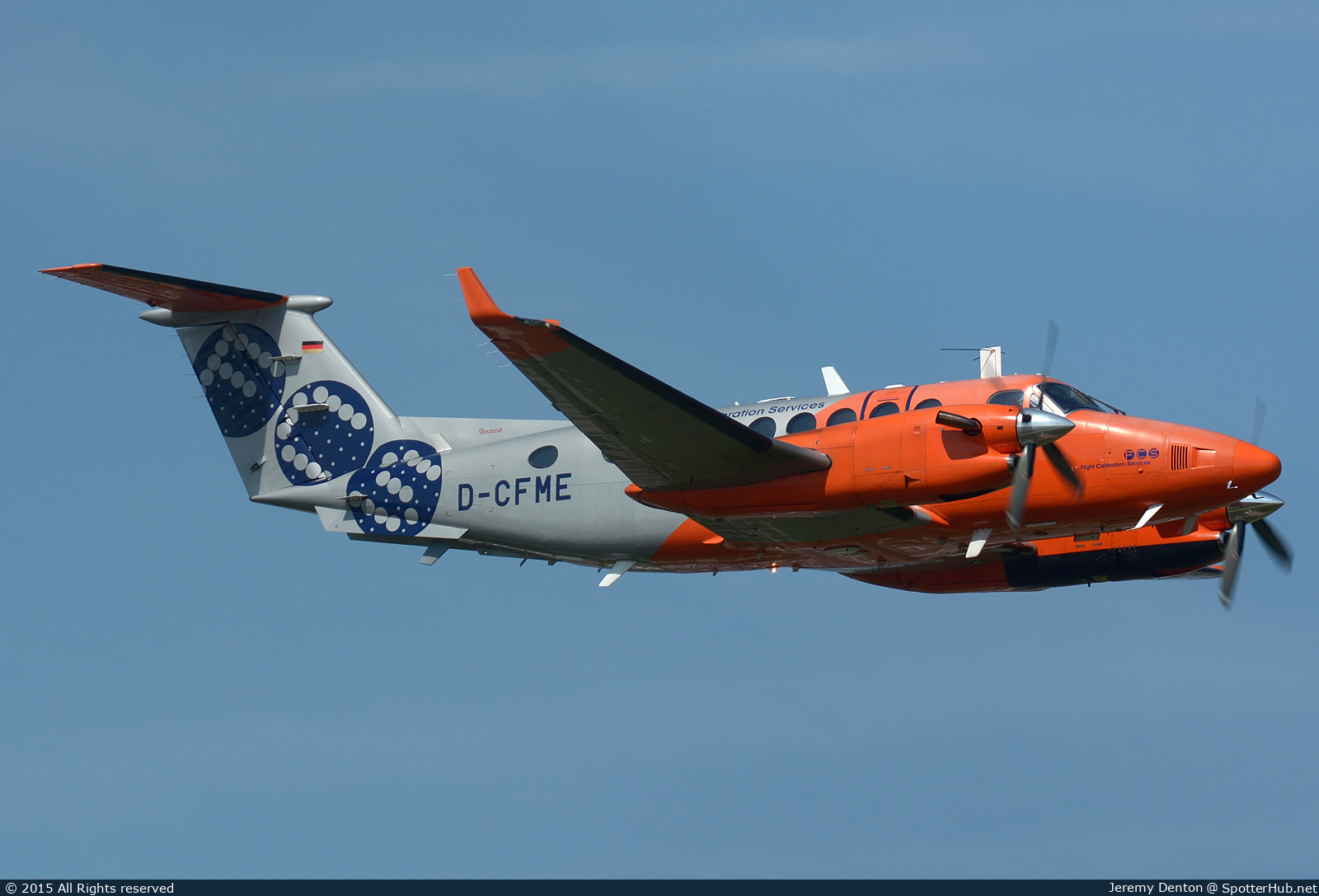 Photo of D-CFME - Beechcraft B300 Super King Air 350 operated by FCS Flight Calibration Services