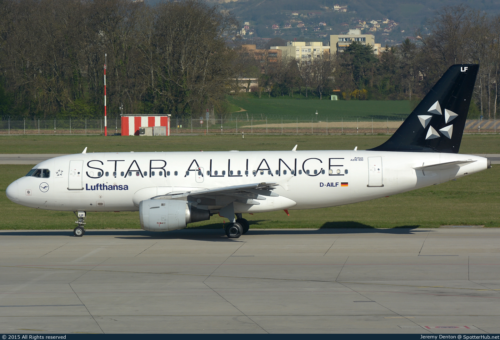 Photo of D-AILF - Airbus A319-114 operated by Lufthansa