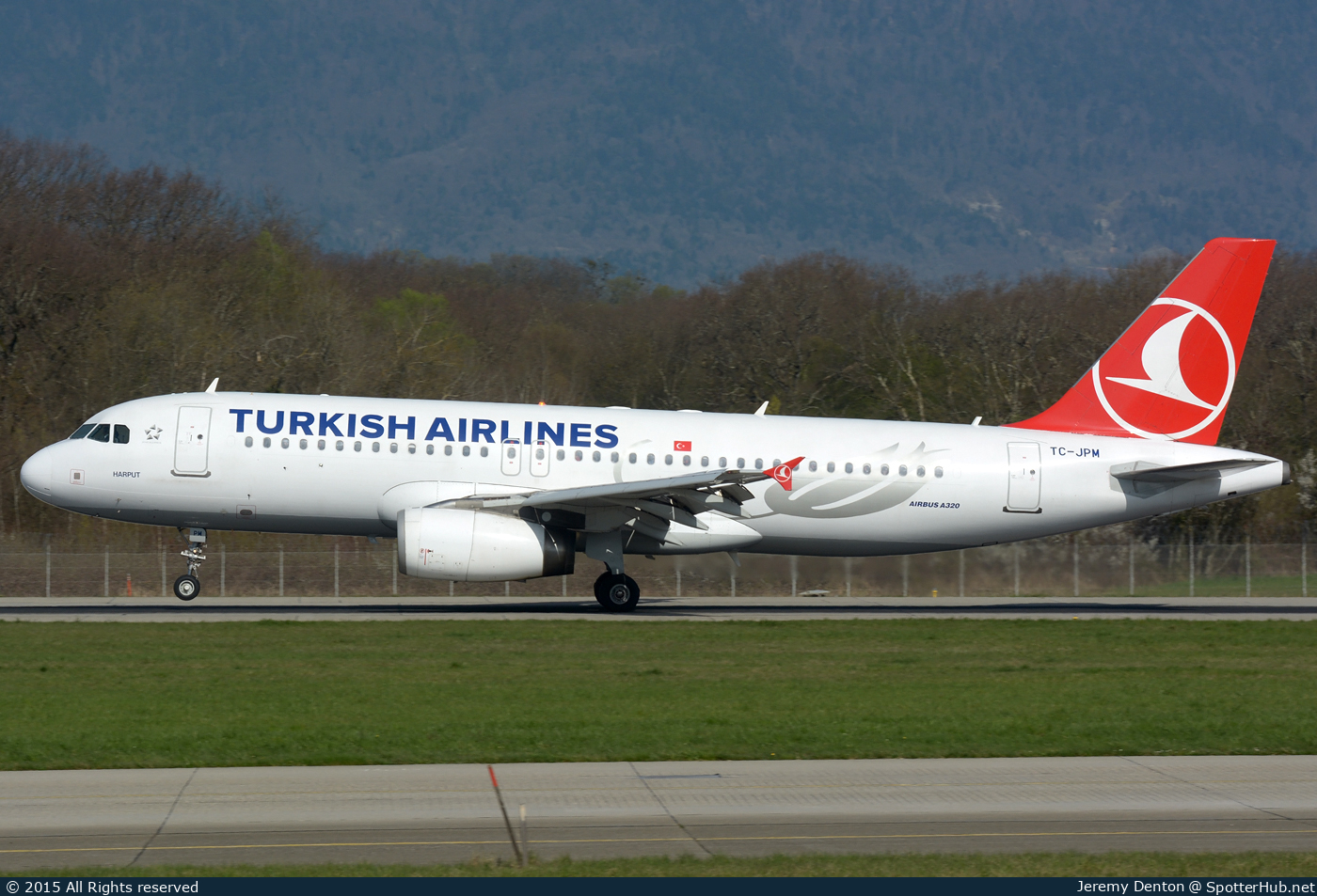 Photo of TC-JPM - Airbus A320-232 operated by Turkish Airlines