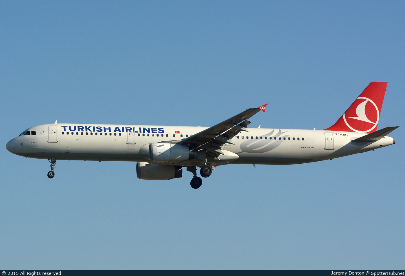 Photo of TC-JRT - Airbus A321-231 operated by Turkish Airlines