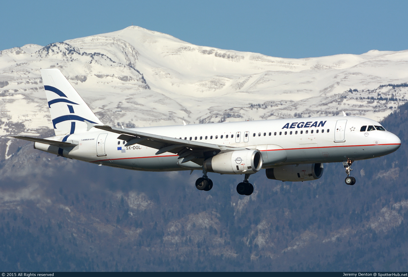 Photo of SX-DGL - Airbus A320-232 operated by Aegean Airlines