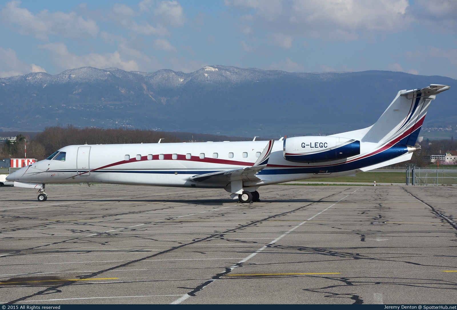 Photo of G-LEGC - Embraer Legacy 600 operated by Luxaviation UK