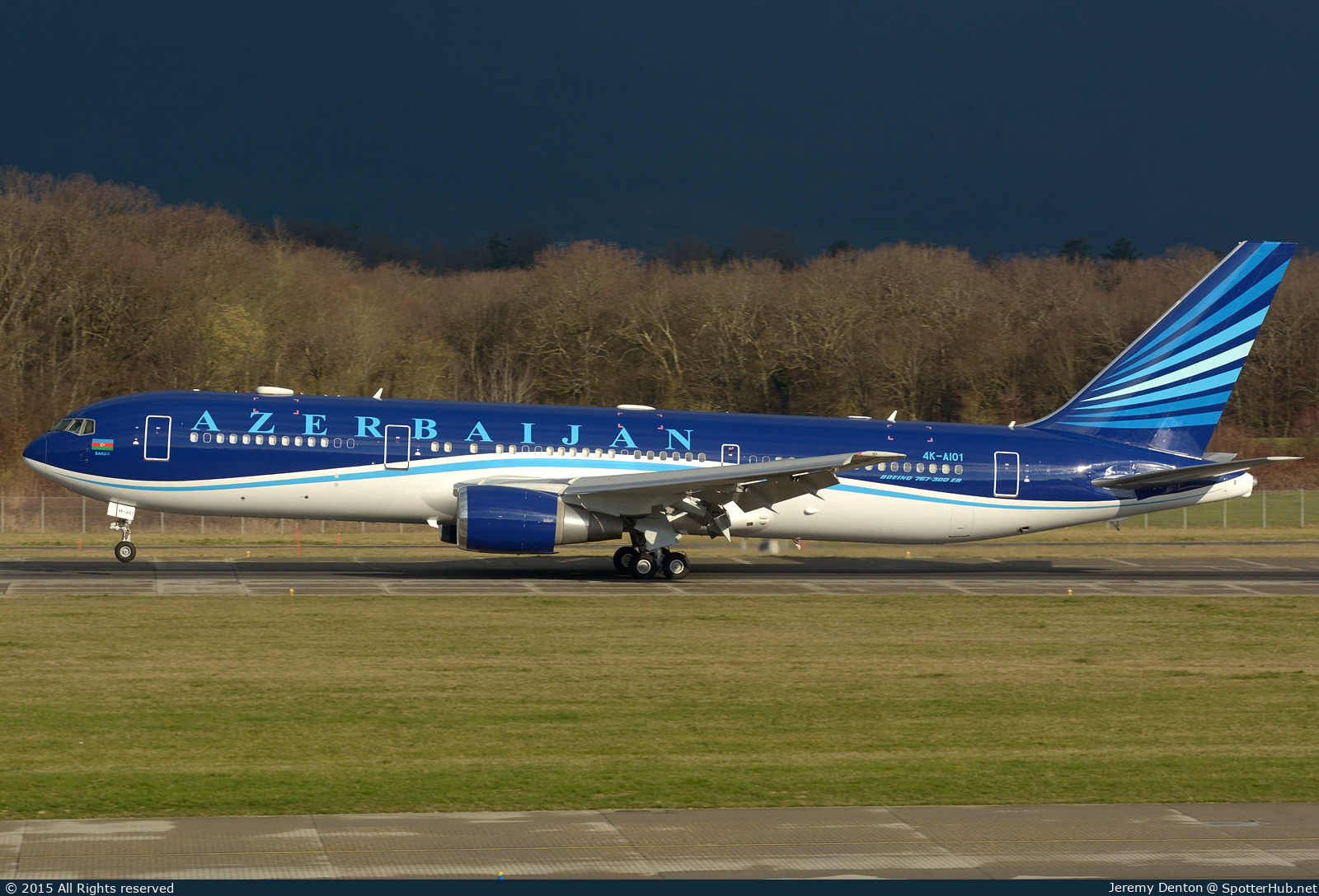 Photo of 4K-AI01 - Boeing 767-32L(ER) operated by Government of Azerbaijan