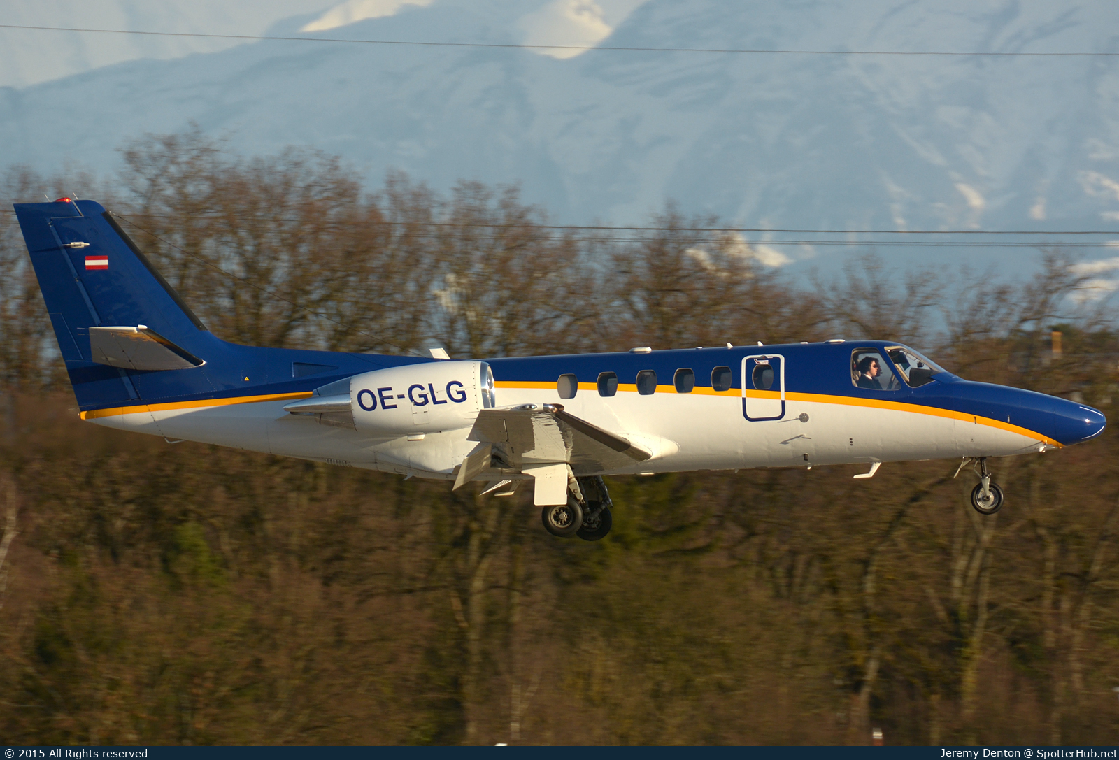 Photo of OE-GLG - Cessna 550B Citation Bravo operated by AIRLINK