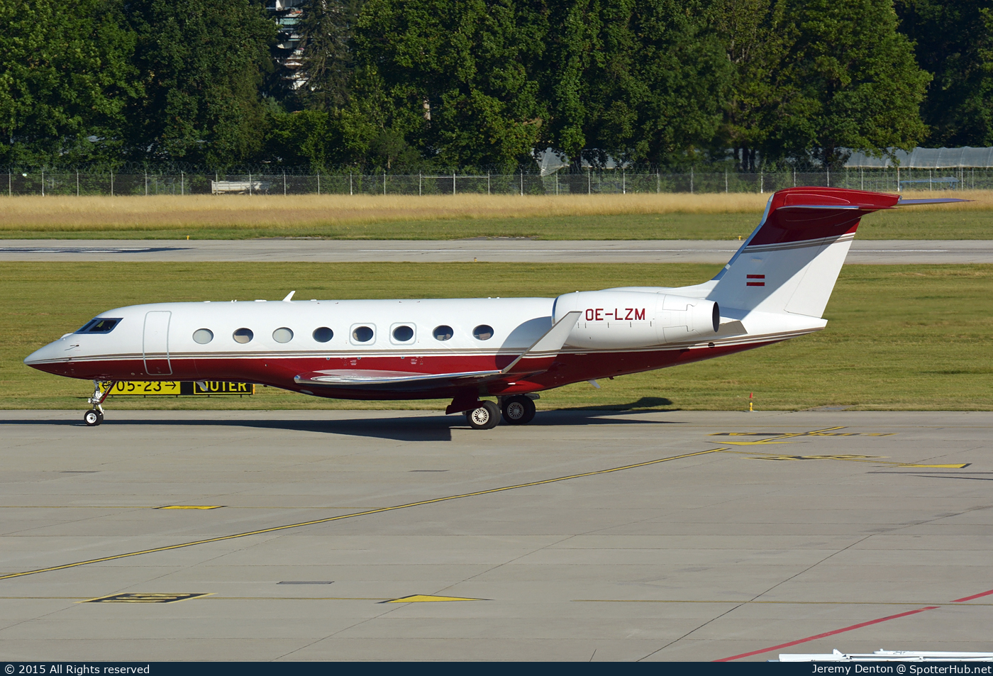 Photo of OE-LZM - Gulfstream G650 operated by Avcon Jet