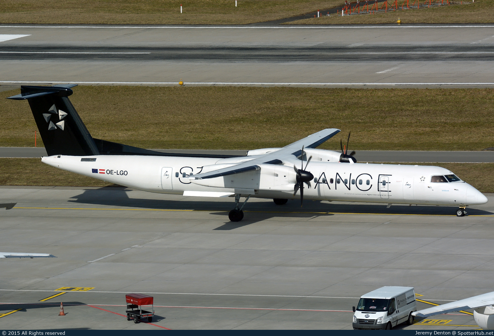 Photo of OE-LGO - Bombardier DHC-8-402 Dash 8 Q400 operated by Austrian Airlines
