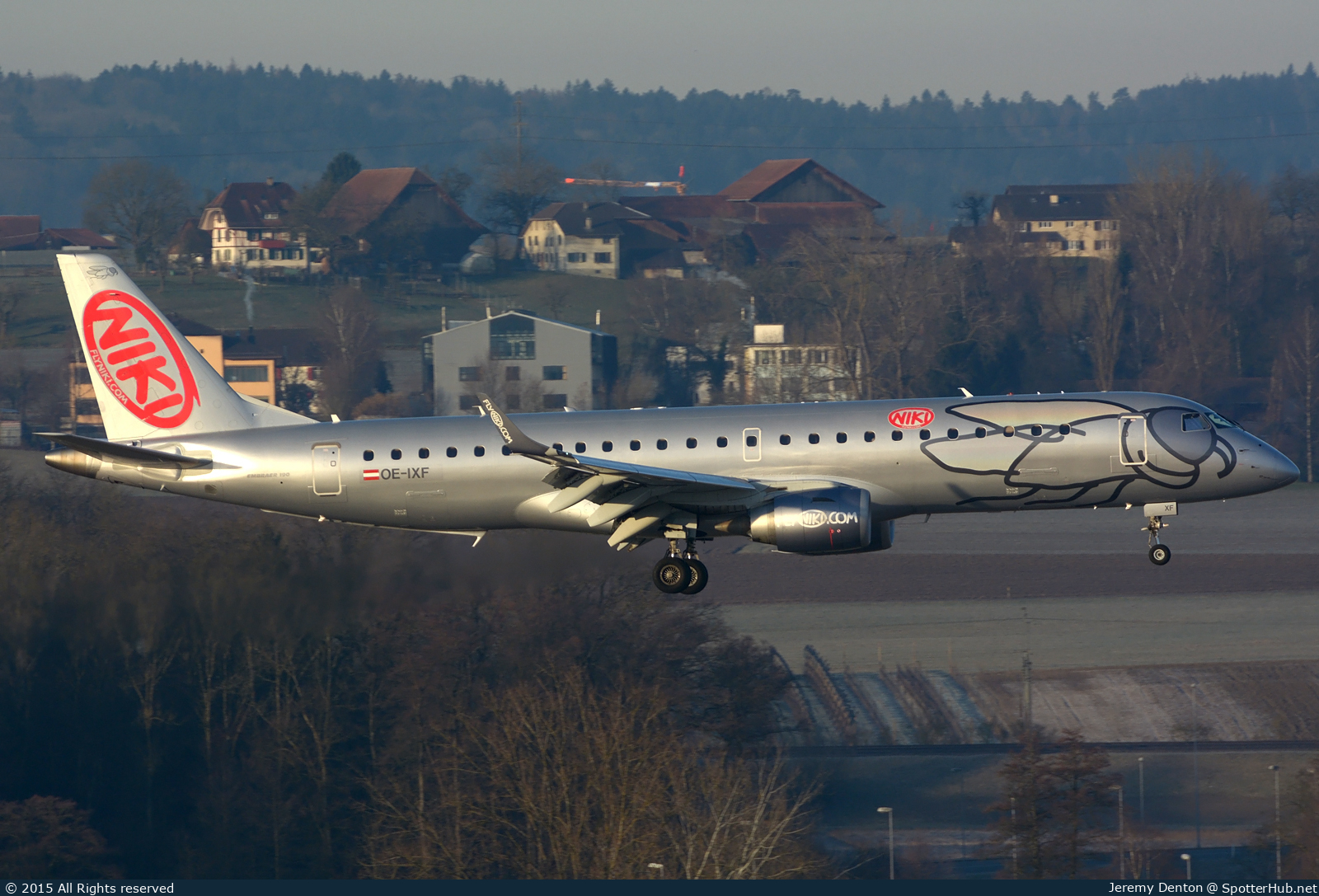 Photo of OE-IXF - Embraer ERJ-190LR operated by Niki