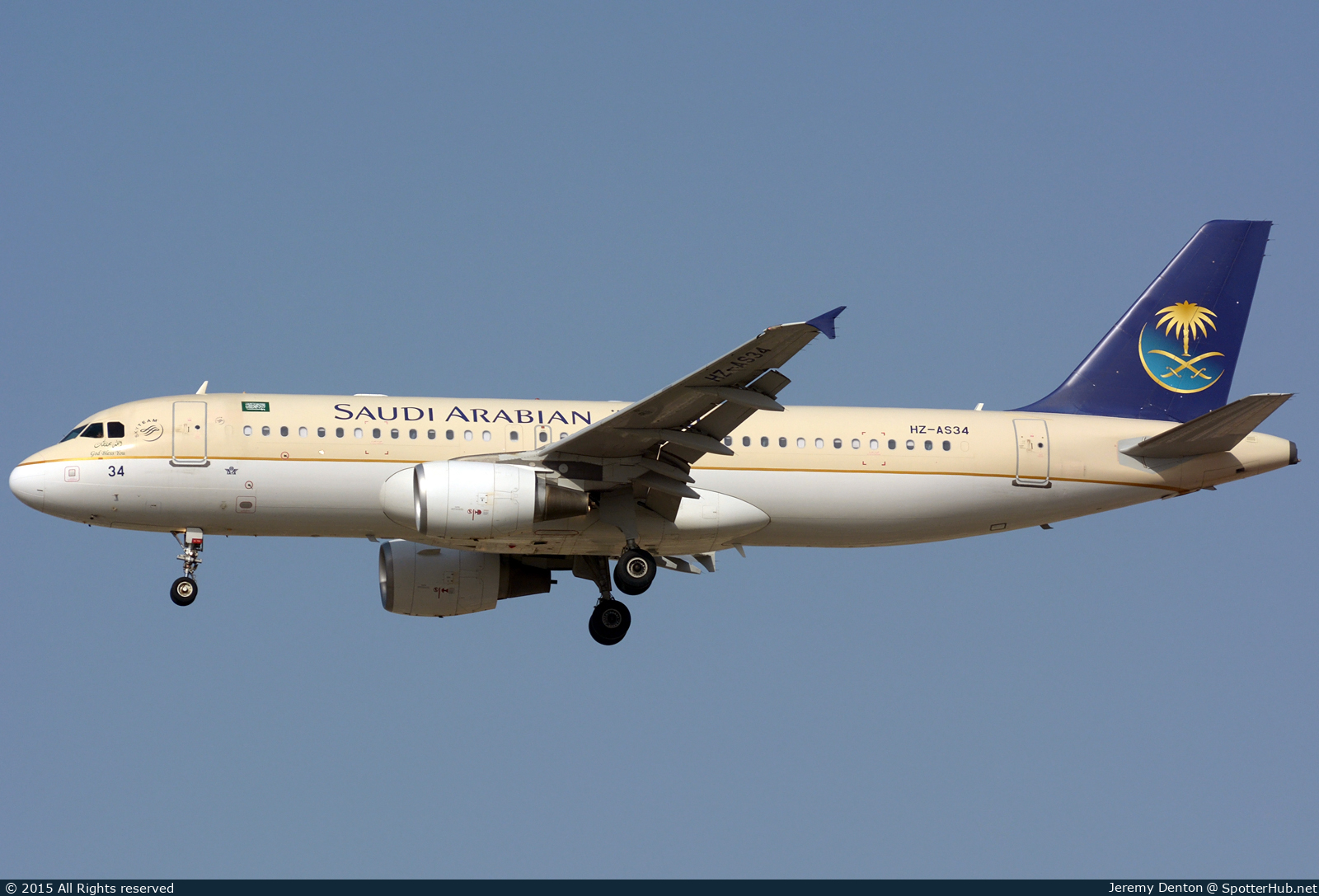 Photo of HZ-AS34 - Airbus A320-214 operated by Saudi Arabian Airlines