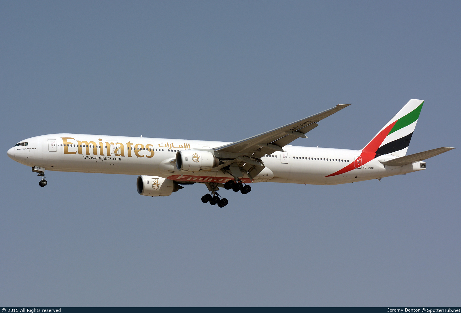 Photo of A6-EMN - Boeing 777-31H operated by Emirates