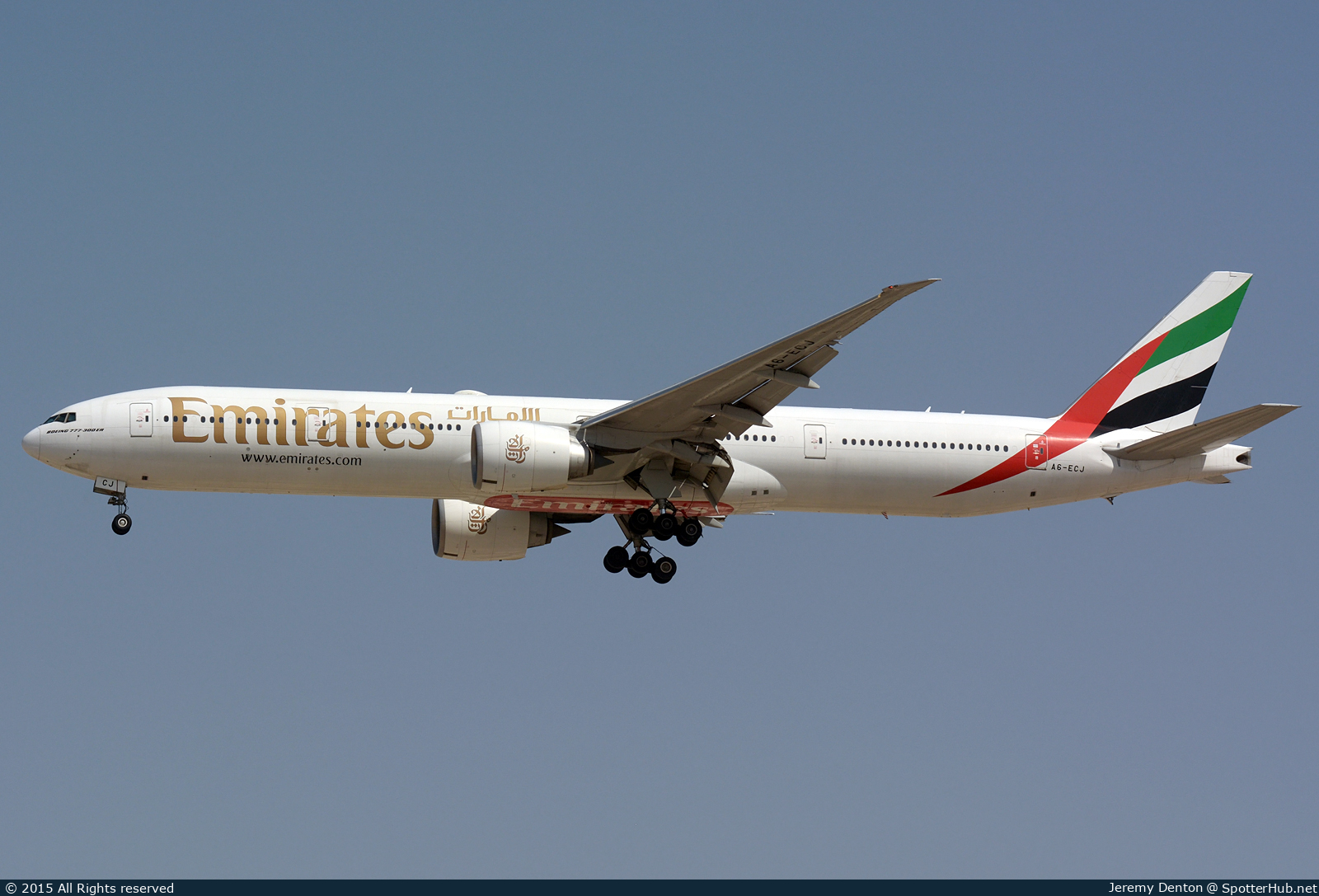 Photo of A6-ECJ - Boeing 777-31H(ER) operated by Emirates