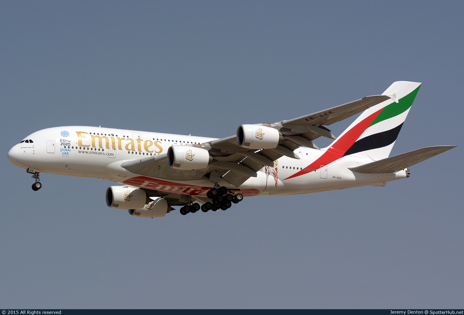 Photo of A6-EEK - Airbus A380-861 operated by Emirates