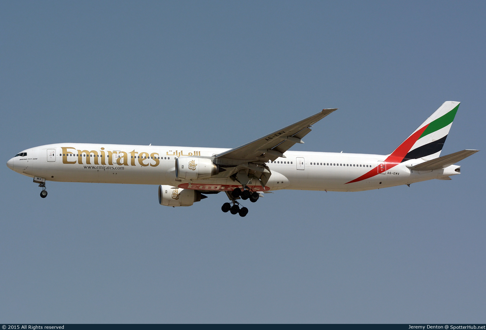 Photo of A6-EMV - Boeing 777-31H operated by Emirates