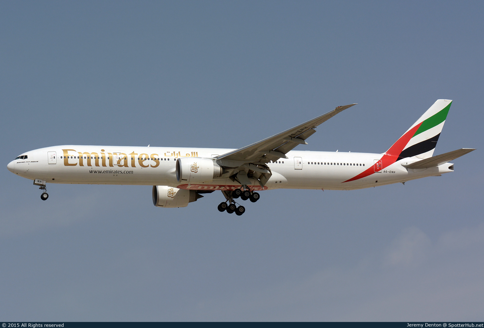 Photo of A6-ENH - Boeing 777-31H(ER) operated by Emirates