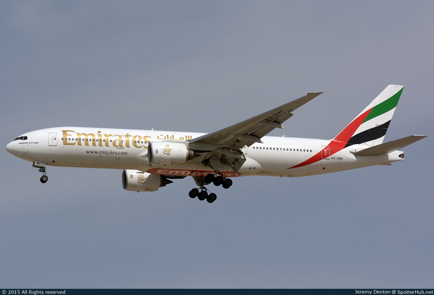 Photo of A6-EMF - Boeing 777-21H operated by Emirates