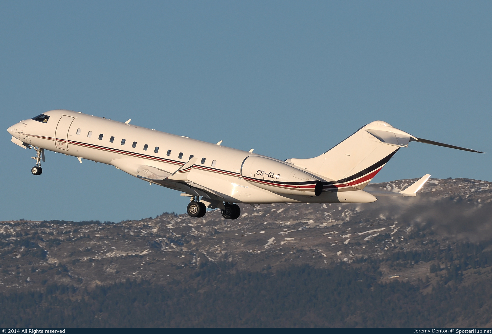 Photo of CS-GLZ - Bombardier Global 5000 operated by NetJets Europe