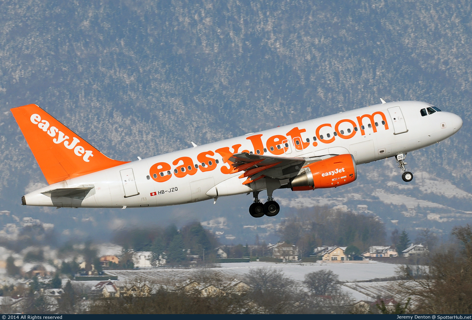 Photo of HB-JZQ - Airbus A319-111 operated by easyJet Switzerland
