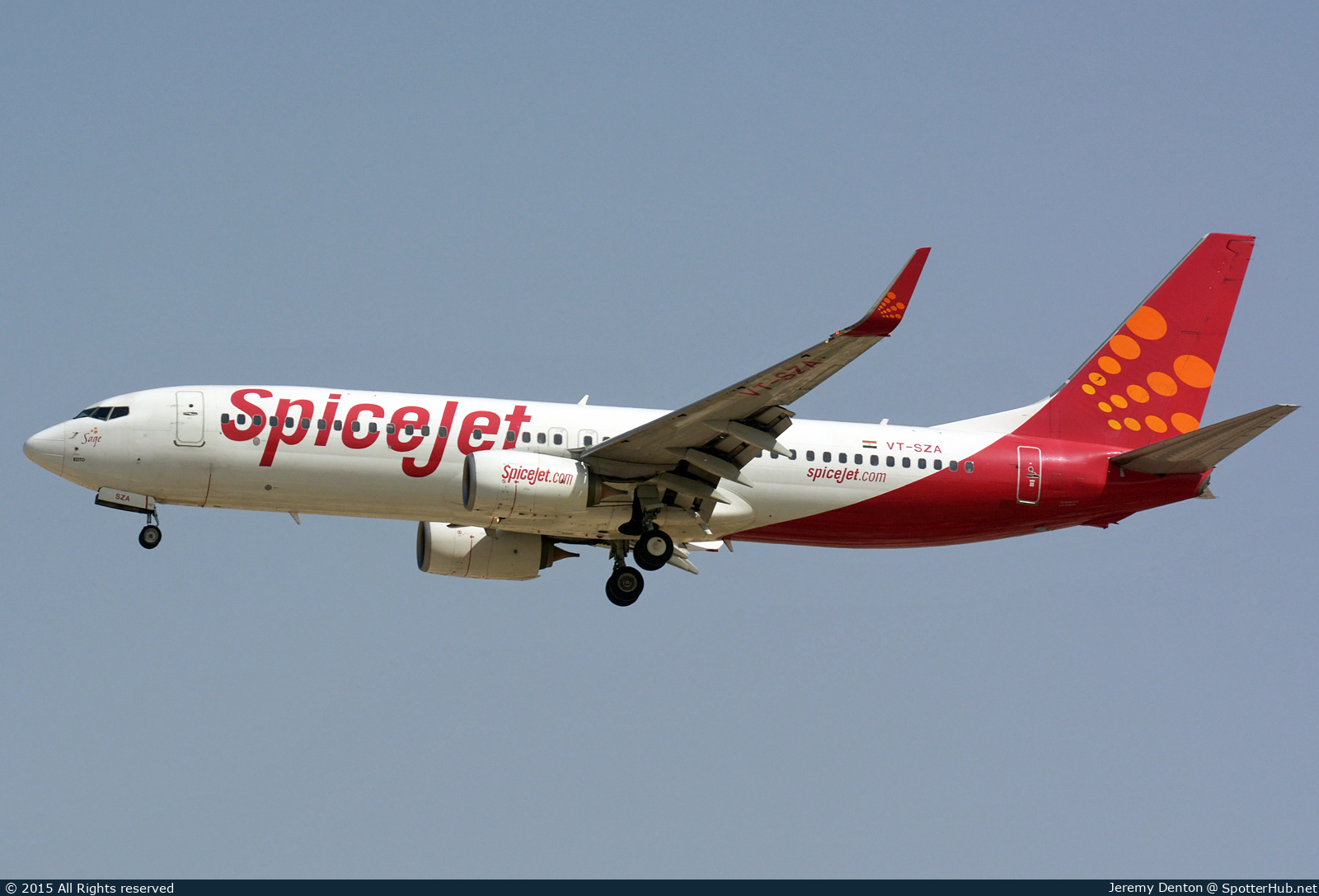 Photo of VT-SZA - Boeing 737-8GJ operated by SpiceJet
