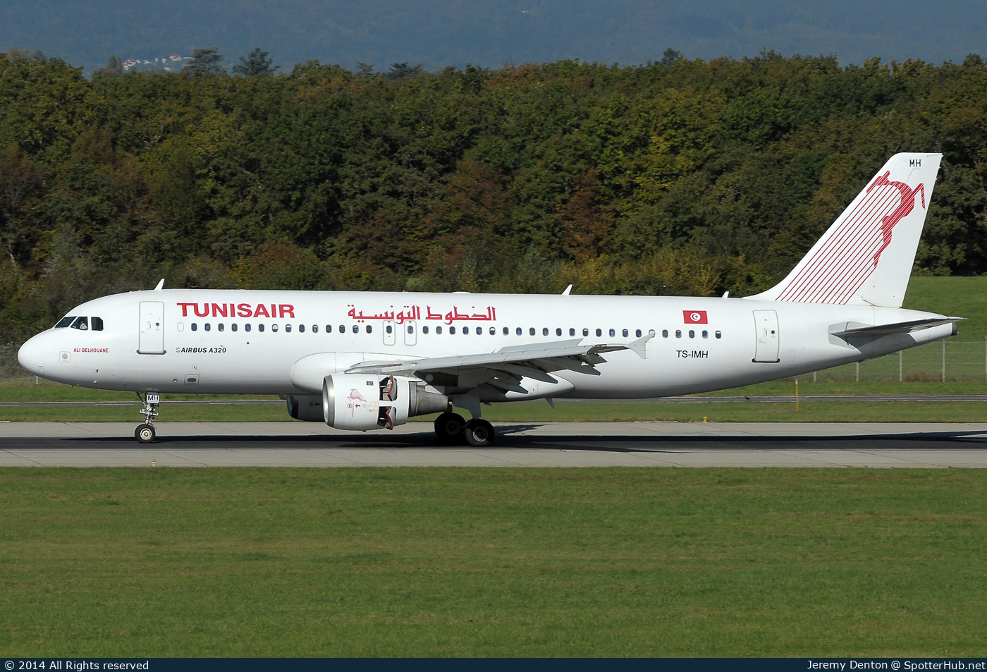 Photo of TS-IMH - Airbus A320-211 operated by Tunisair
