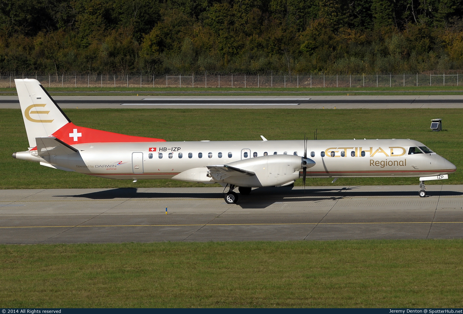 Photo of HB-IZP - Saab 2000 operated by Etihad Regional (opb Darwin Airline)