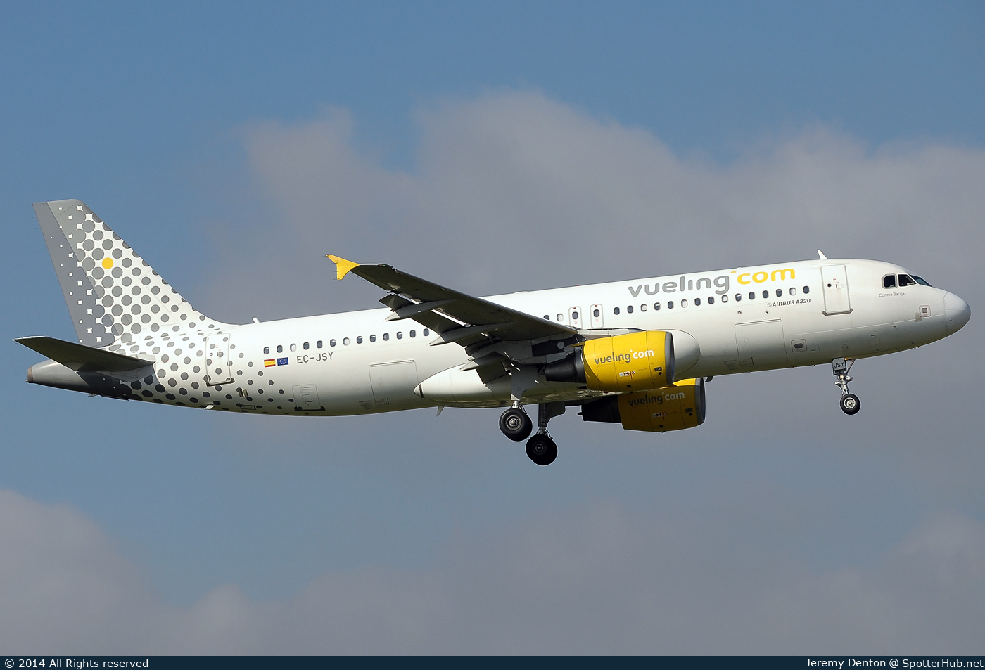 Photo of EC-JSY - Airbus A320-214 operated by Vueling