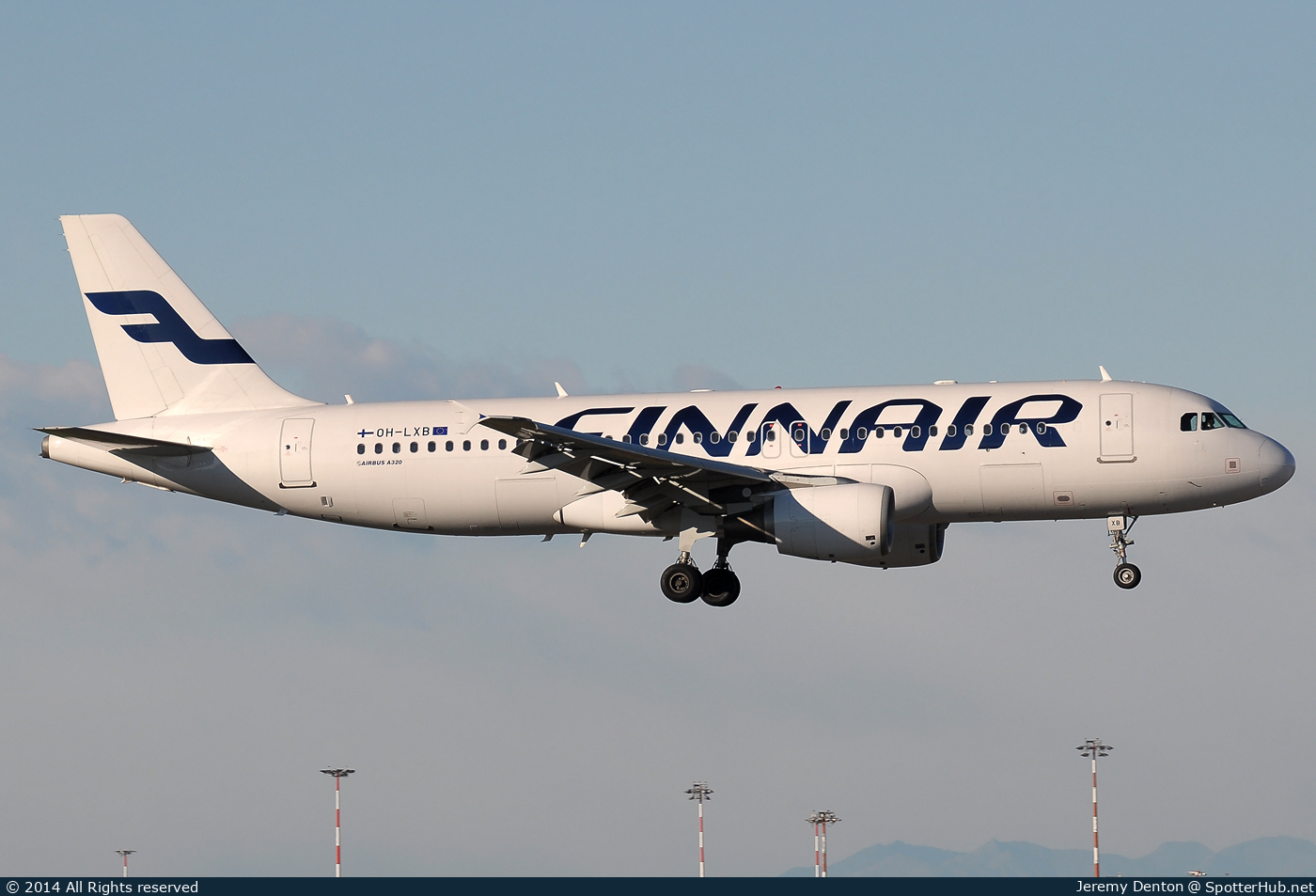 Photo of OH-LXB - Airbus A320-214 operated by Finnair
