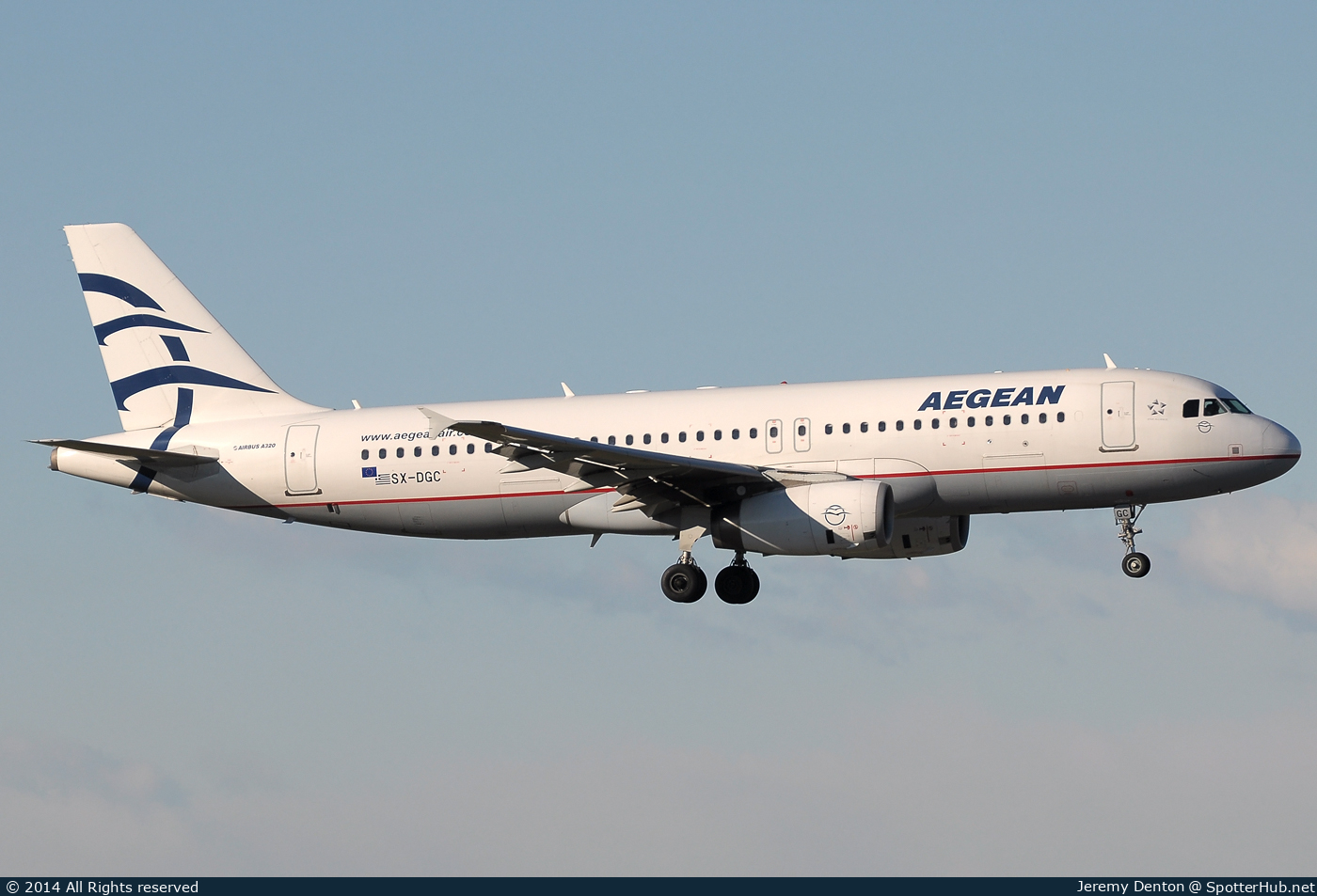 Photo of SX-DGC - Airbus A320-232 operated by Aegean Airlines