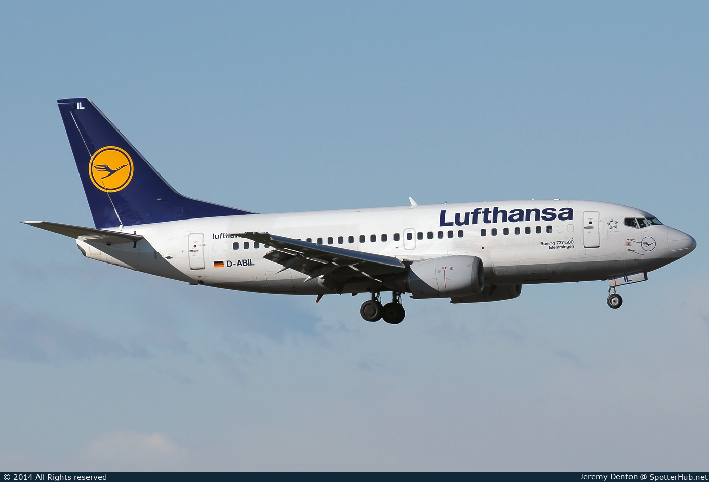Photo of D-ABIL - Boeing 737-530 operated by Lufthansa