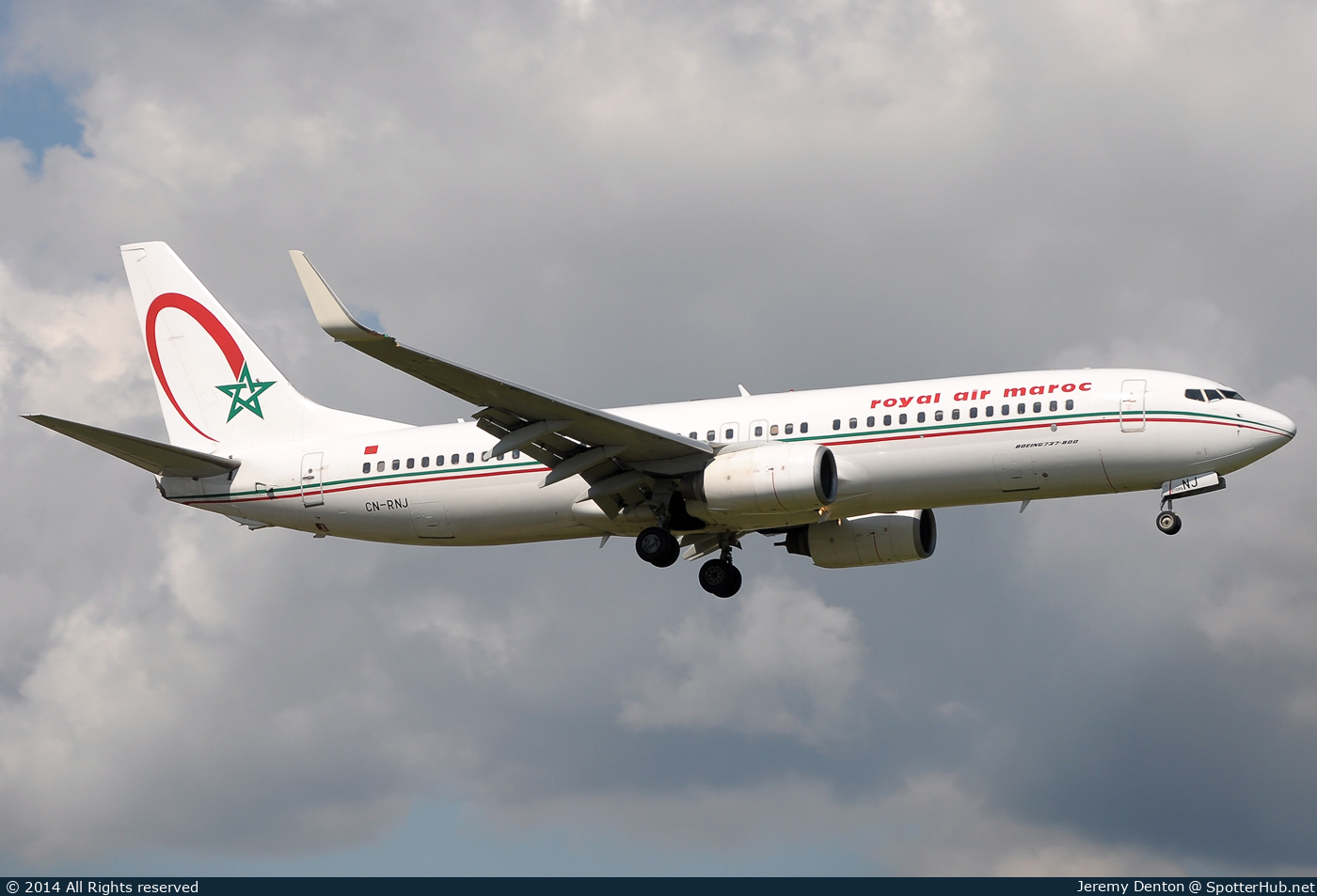 Photo of CN-RNJ - Boeing 737-8B6 operated by Royal Air Maroc