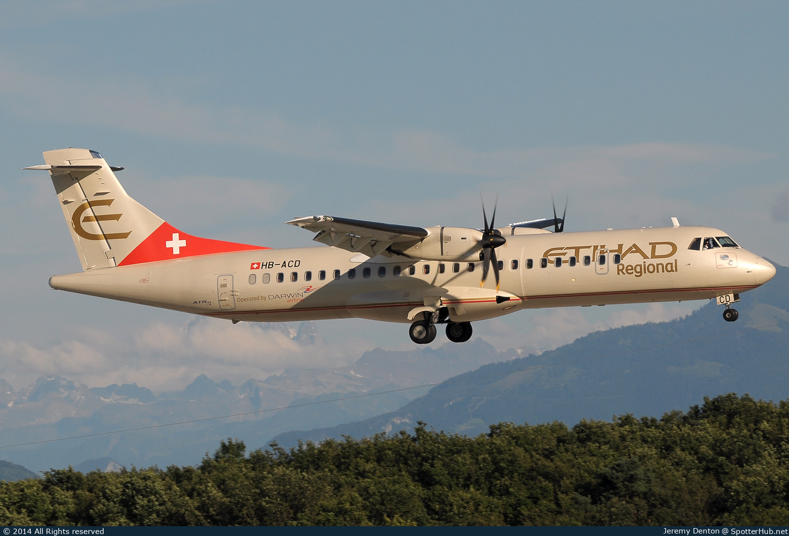 Photo of HB-ACD - ATR 72-500 operated by Etihad Regional (opb Darwin Airline)