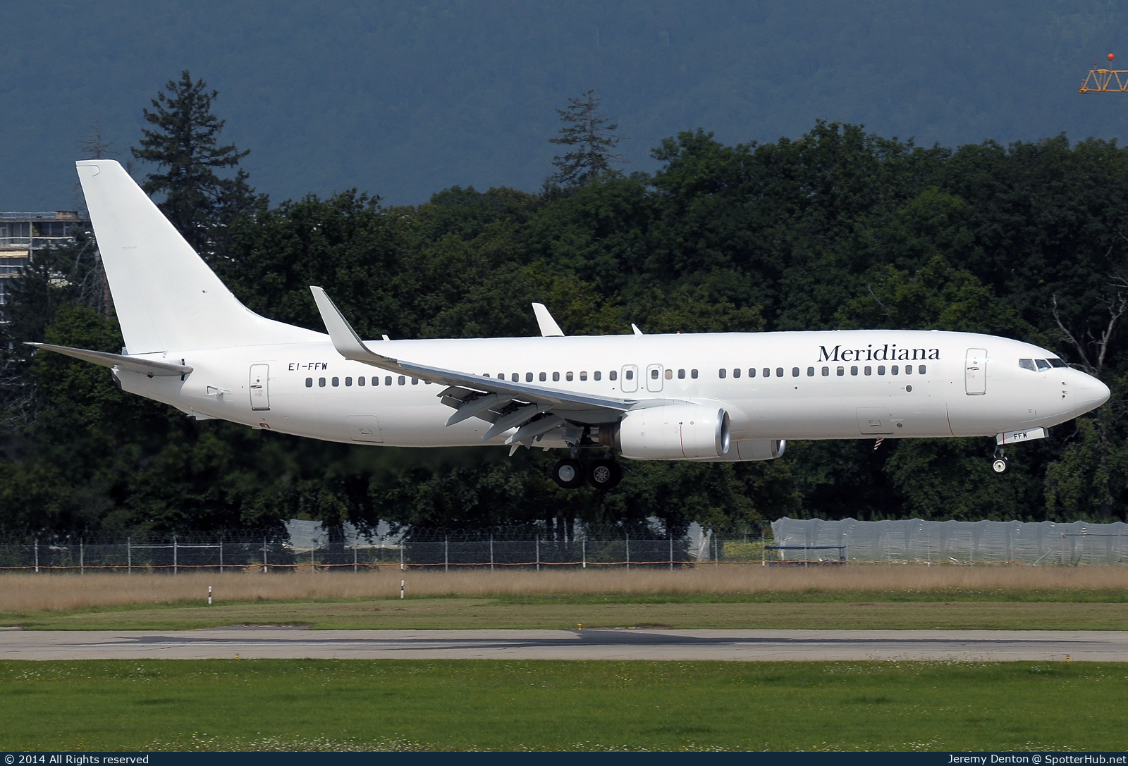 Photo of EI-FFW - Boeing 737-85F operated by Meridiana