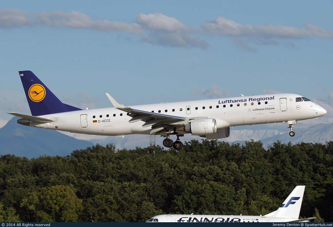 Photo of D-AECE - Embraer ERJ-190LR operated by Lufthansa CityLine